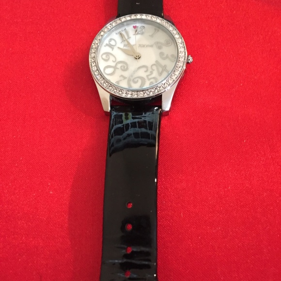 Betsey Johnson Water Resistant Watch - Picture 4 of 5